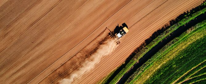 John Deere 2320