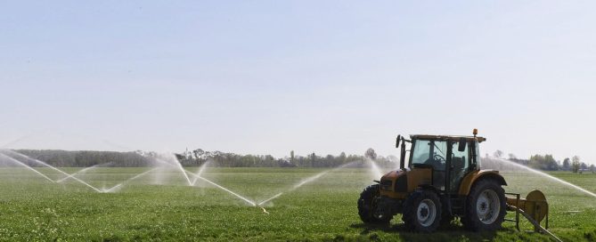 John Deere 4044R