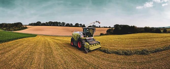 John Deere 6110M