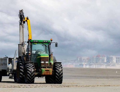 The John Deere 6850 Self-Propelled Forage Harvester